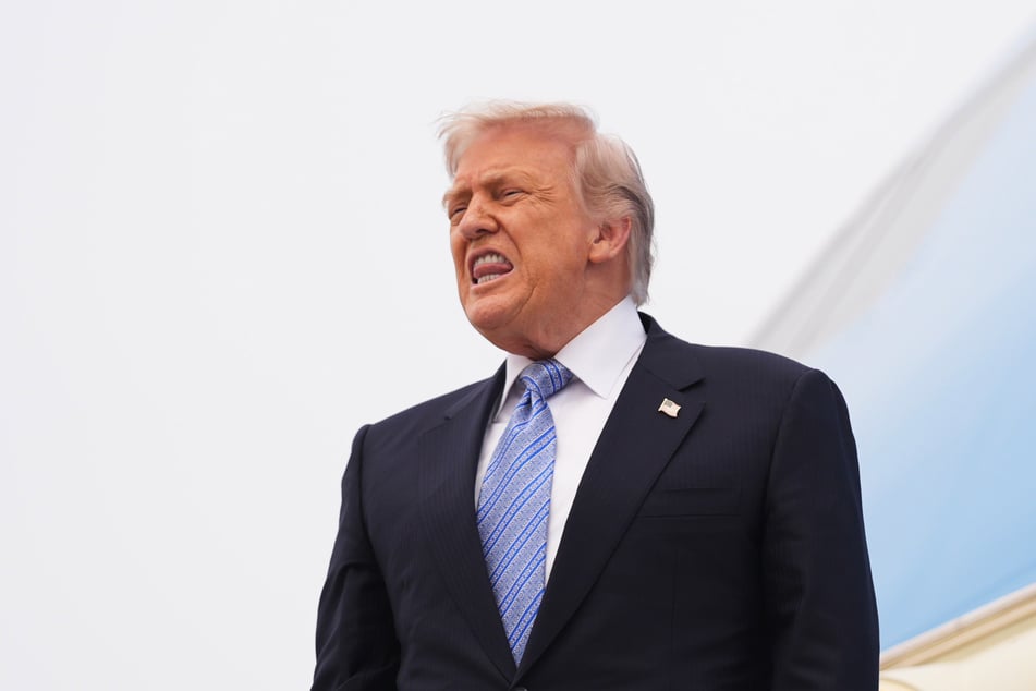 Es ist nicht das erste Mal, dass Donald Trump auf seiner Social-Media-Plattform skurrile KI-Bilder teilt.