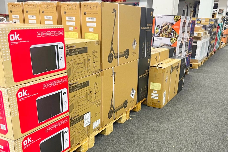 Den MediaMarkt-Outlet findet Ihr auf der Sonderverkaufsfläche auf der Langendorfer Straße 84-86.