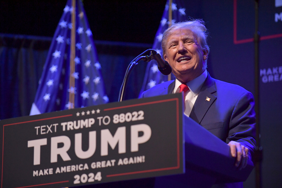 Mit apokalyptischer Rhetorik verstärkte Donald Trump (76) seinen Wahlkampfauftritt in Davenport.