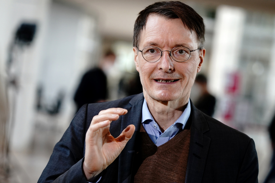 Karl Lauterbach (58), Gesundheitsexperte der SPD, teilt die Meinung von Virologe Drosten.
