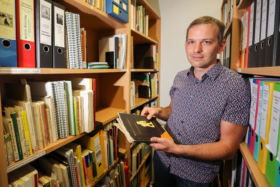 Michael Ritter, Professor für Grundschuldidaktik an der Martin-Luther-Universität Halle/Wittenberg, im Archiv des Instituts.