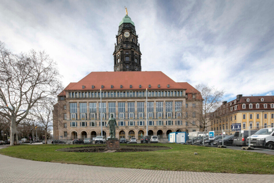 Im Rathaus soll es noch im März verschärfte Sicherheitsvorkehrungen geben.
