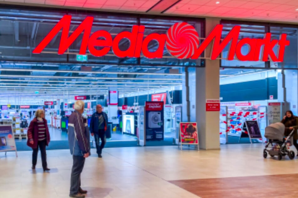 MediaMarkt Dresden - im Kaufpark Dresden, Dohnaer Straße 246.
