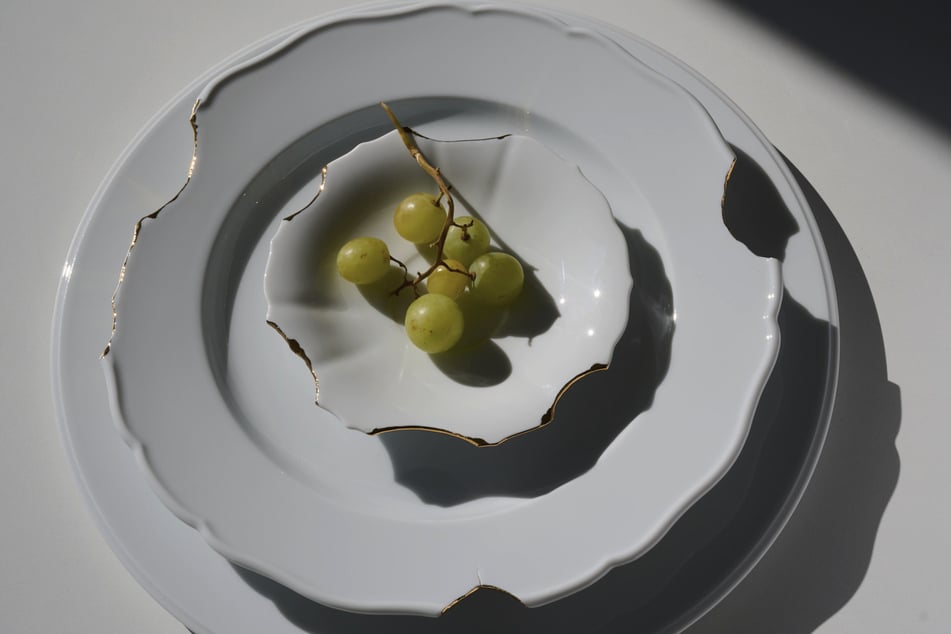 Ungewohnt und provokant: die "angeschlagenen" Ränder der Phoenix-Teller.