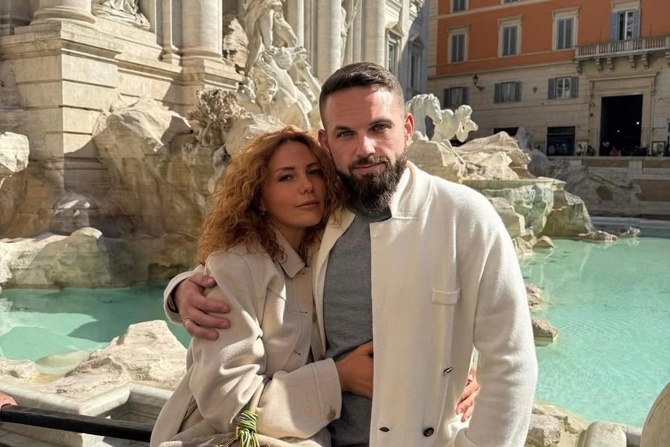 Ciała obu zostały wylane w betonowe płyty.