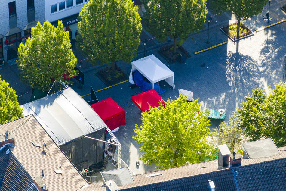 Am Freitag hatte ein 26-Jähriger bei einem Stadtfest auf dem Fronhof in der Solinger Innenstadt drei Menschen tödlich verletzt.