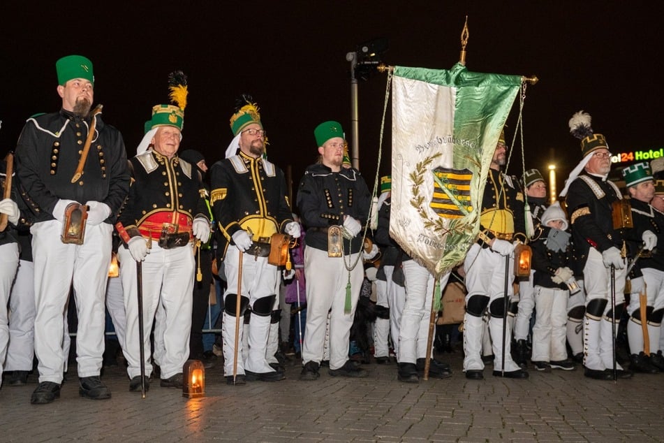 Während der traditionellen Bergparade am Samstag wurde eine Gedenkminute abgehalten.