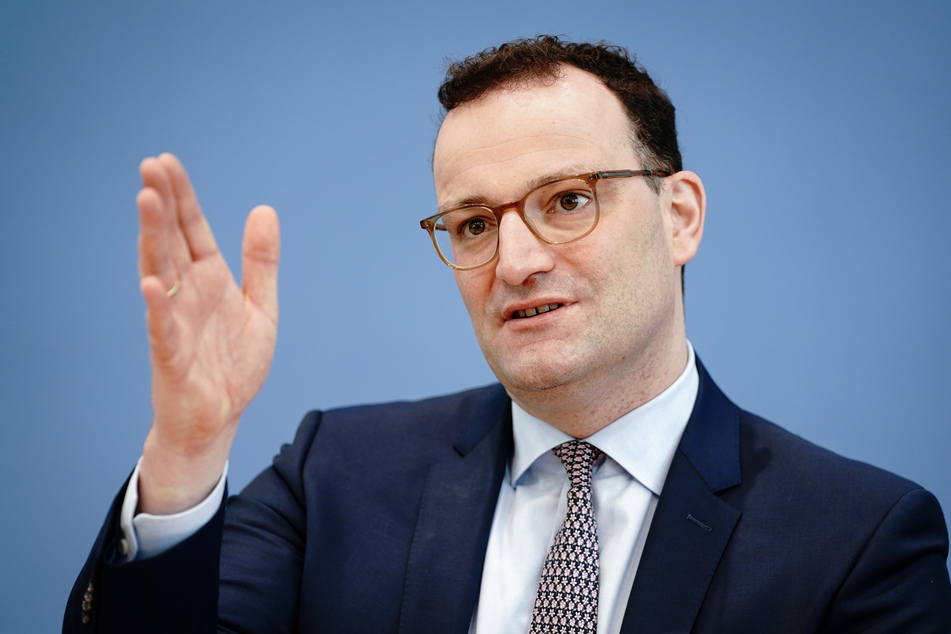 Bundesgesundheitsminister Jens Spahn (40, CDU) bei der Pressekonferenz zur Corona-Lage vor Ostern.