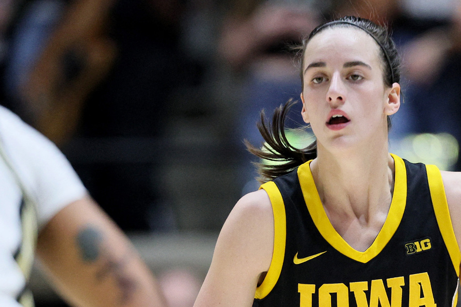 How soon could Caitlin Clark break all-time scoring record in college basketball?