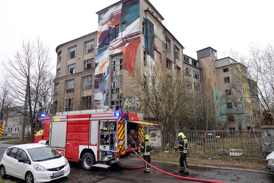 Feuerwehreinsatz am Sonntagnachmittag in der ehemaligen Textima Nadelfabrik Chemnitz.