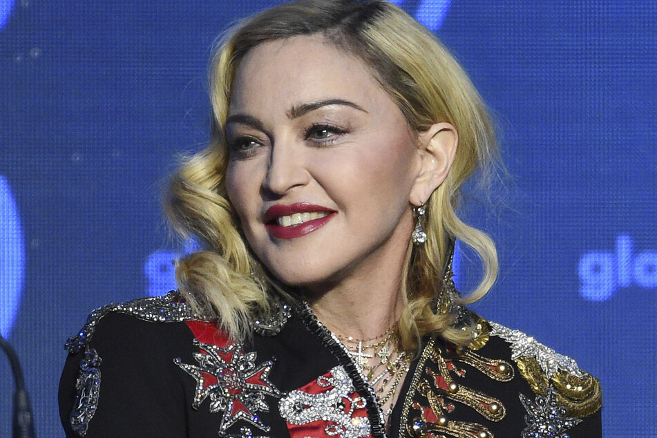 US-Popstar Madonna (65) ist bereits seit Mitte Oktober mit der Welttournee "The Celebration Tour" durch Europa unterwegs.