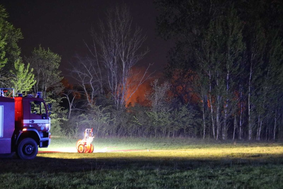 Wie es zu dem Feuer kommen konnte, ist aktuell noch unklar.