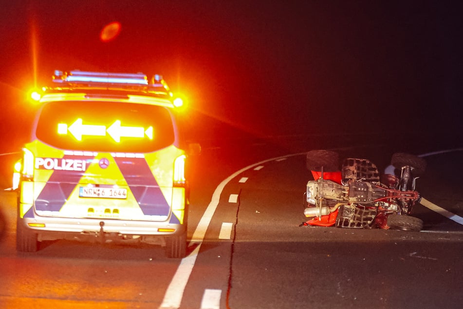 Für die Unfallaufnahme sperrte die Polizei vorübergehend den rechten Fahrstreifen der A46.