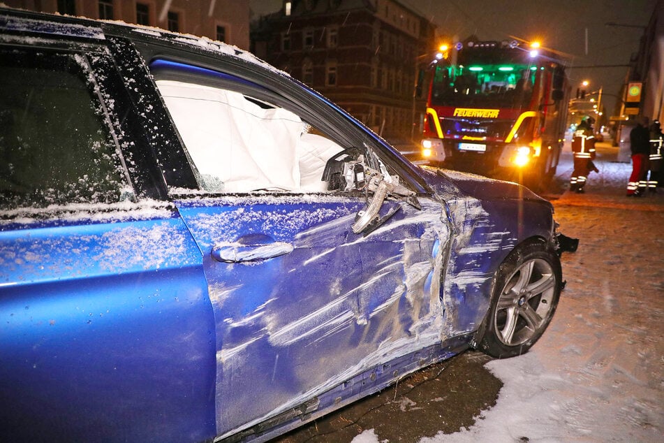 Den Wagen hat es ganz schön erwischt.