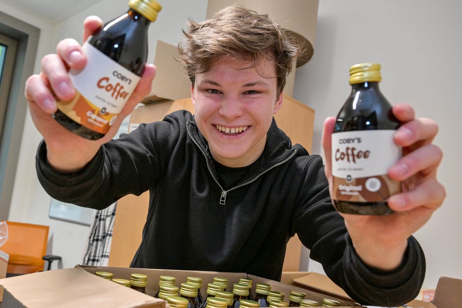 Insgesamt gibt es das Cobys-Kaffekonzentrat in vier Sorten, unter anderem Karamell und Original.