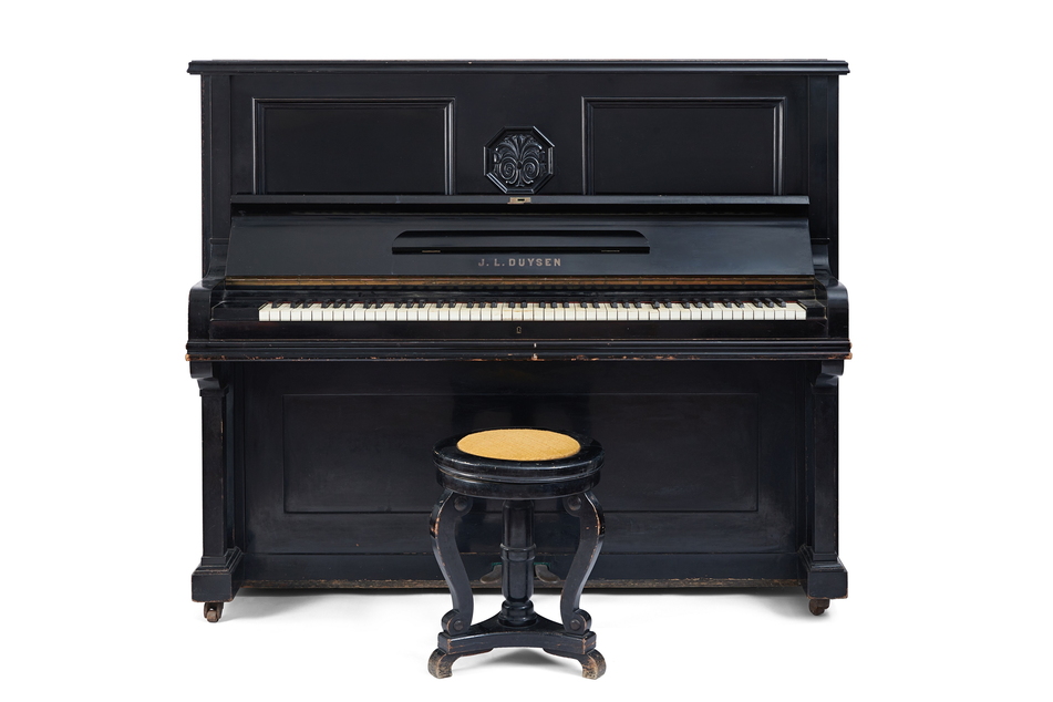 Das Klavier der jüdischen Familie Margulies ist der sächsische Vertreter der Ausstellung "Sechzehn Objekte" im Bundestag.