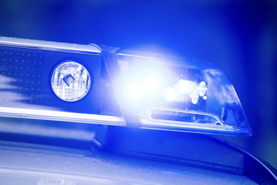 Die Polizei sicherte den Führerschein des Mannes, doch das hielt ihn nicht vom Fahren ab. (Symbolfoto)