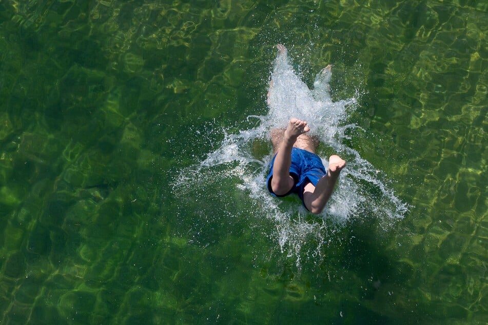 Am Samstag herrscht in ganz Sachsen voraussichtlich schönstes Badewetter. (Symbolbild)