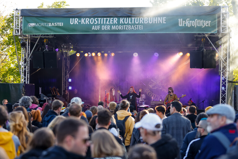 Das Festival lockt jedes Jahr Hunderte Besucher in die Leipziger Innenstadt.