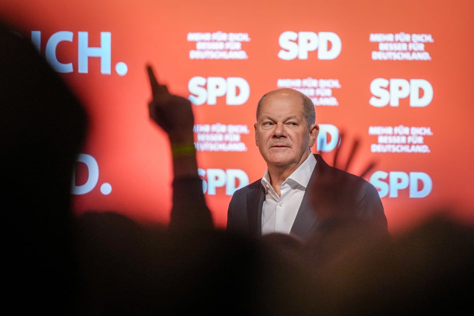 Bundeskanzler Olaf Scholz (66, SPD) hat seine SPD-Wahlkampftour kürzlich begonnen.