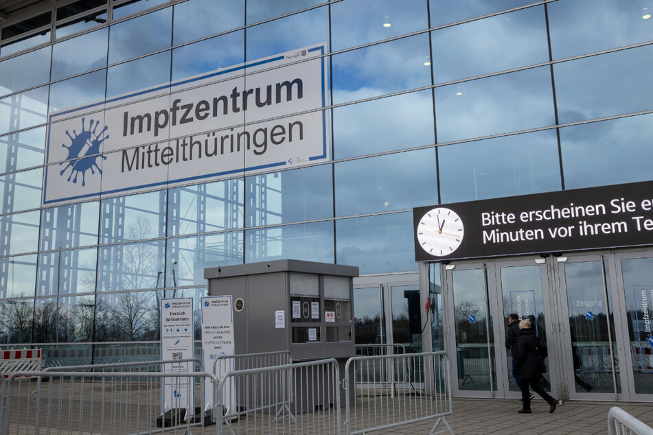 Auf dem Erfurter Messegelände ist das Impfzentrum Mittelthüringen untergebracht. Hier fallen rund 250.000 Euro Mietkosten pro Monat an.