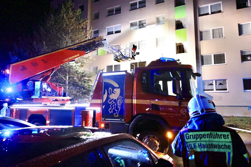 Dresden: Feuerwehreinsatz in Pirna: Mann nach Wohnungsbrand im Krankenhaus
