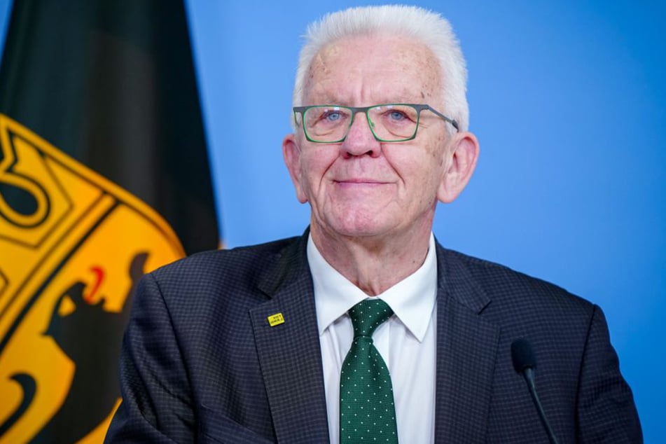 Winfried Kretschmann (77, Grüne) setzte sich gegen einige seiner Kollegen durch. Als Ministerpräsident war er mehrere tausend Tage im Amt.