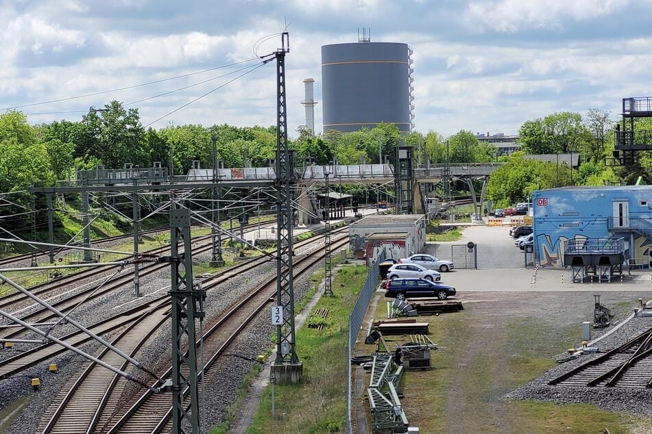Das Bahnhofsgebäude befindet sich unweit der S-Bahnhaltestelle Leipzig-Connewitz. (Archivbild)