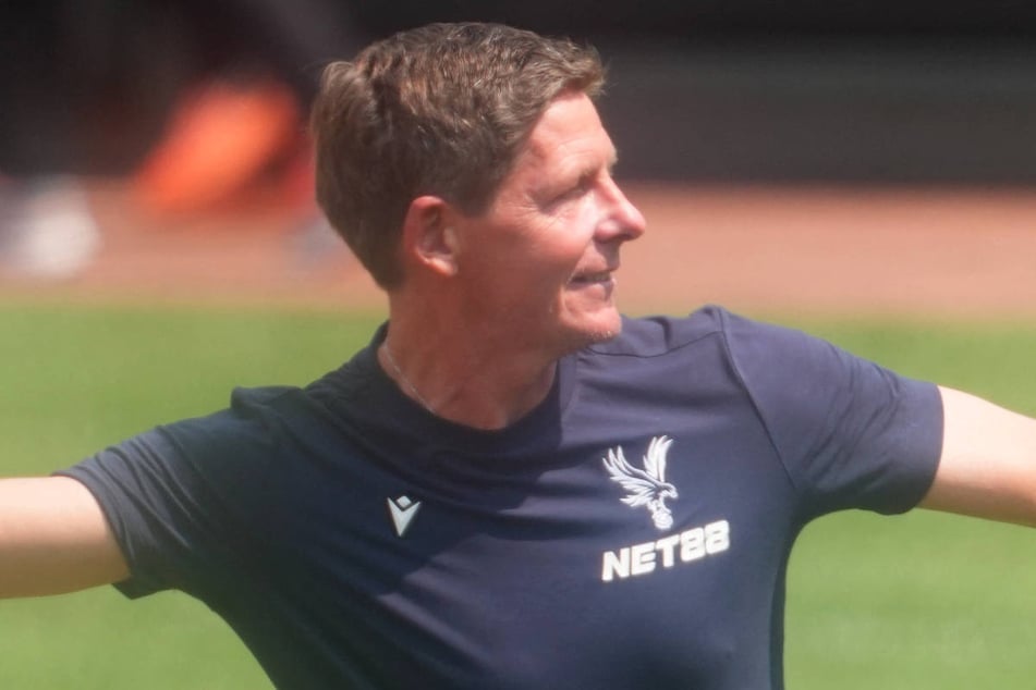 Der ehemalige Bundesliga-Trainer Oliver Glasner (49) ist seit Februar bei Crystal Palace im Amt. Der Klub aus London soll Interesse an Robin Gosens haben.