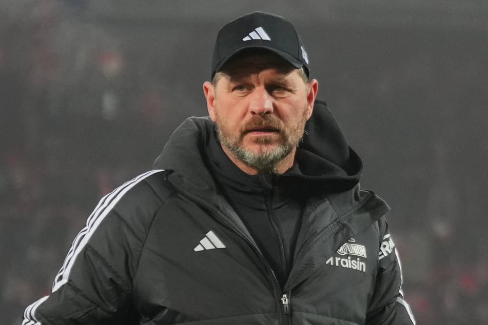 Union-Coach Steffen Baumgart (54) blickt seiner Rückkehr nach Hamburg freudig entgegen.