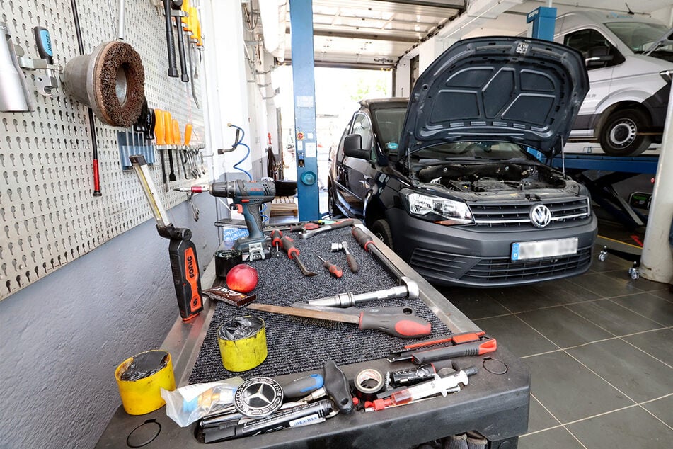 Um das Team zu stärken, sucht das Autohaus jetzt Kfz-Mechaniker (m/w/d) oder Kfz-Mechatroniker (m/w/d).