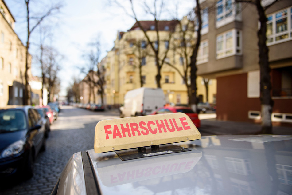 Laut einer neuen Erhebung machen Berliner Fahrschüler in der Prüfung keine gute Figur.