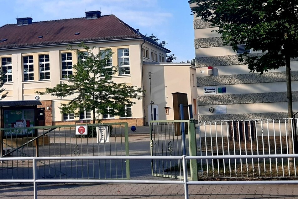 In der Grundschule Holzhausen soll ab Montag wieder Unterricht stattfinden.