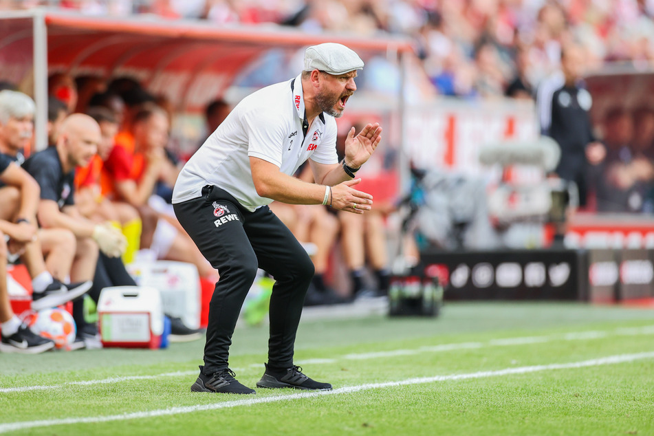 Unermüdlicher Antreiber am Spielfeldrand: Der neue FC-Trainer Steffen Baumgart (49) hat den zuletzt kriselnden Torjäger wieder in die Spur gebracht.