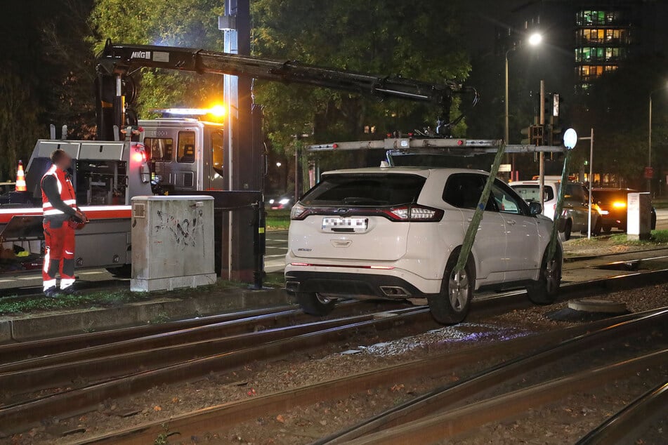 Ein Abschlepper kümmerte sich um die Bergung.