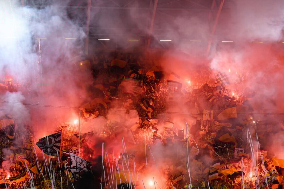 Die eigenen Fans haben Dynamo mehr als 400.000 Euro gekostet.