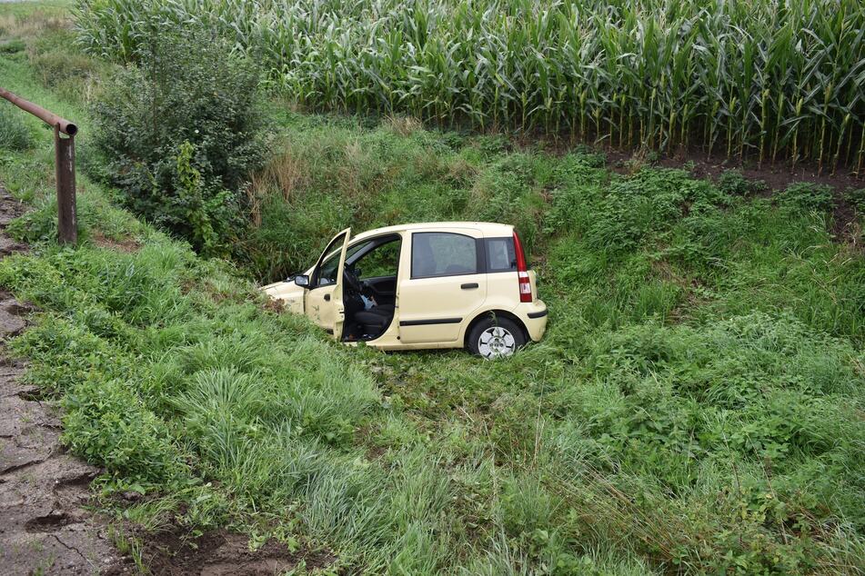Am Dienstagmorgen landete ein Auto auf der L42 im Straßengraben.