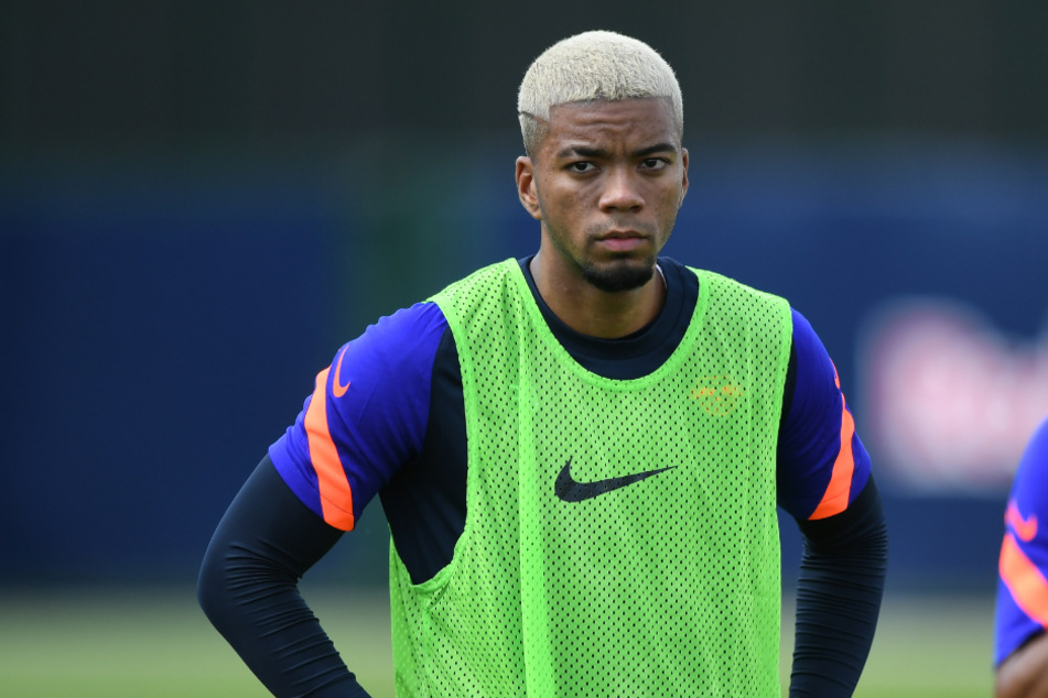 Benjamin Henrichs war am Mittwoch beim ersten Mannschaftstraining dabei.