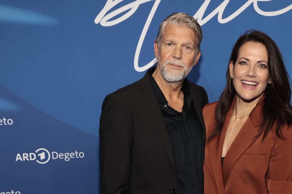 Bettina Zimmermann packt aus: Dieses Haushalts-Thema sorgt mit Kai Wiesinger für Zoff