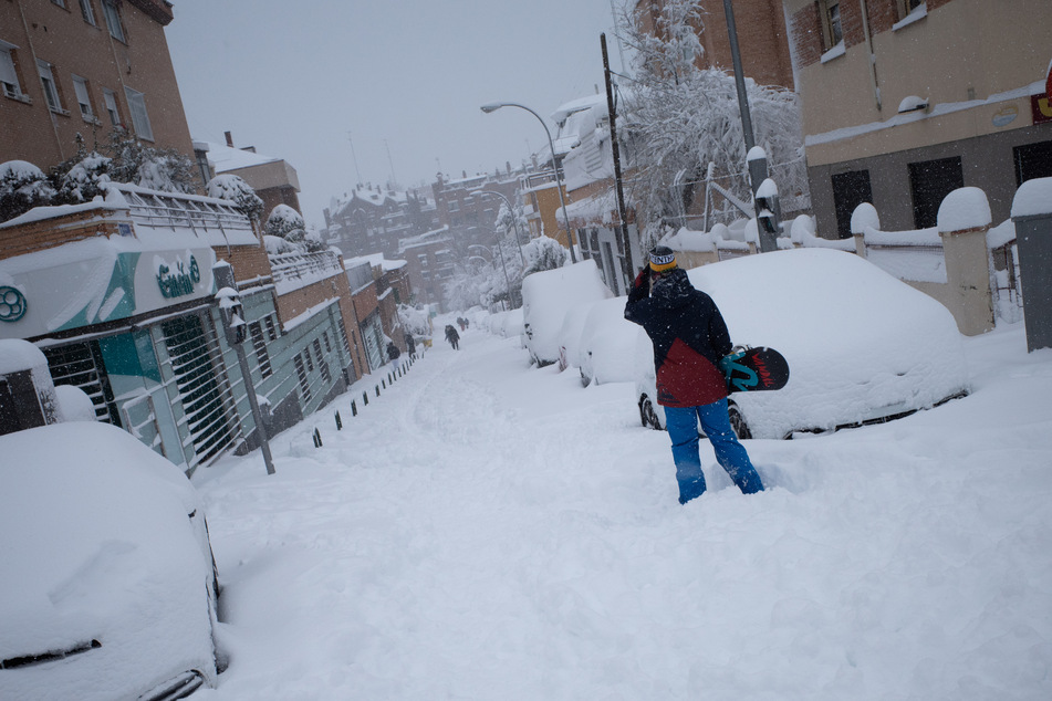 Laut des Wetterdienstes AEMET gab es solch einen Schneefall in Spanien das letzte Mal im Februar 1984.