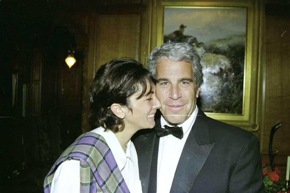 An undated photo of Ghislaine Maxwell (l.) and Jeffrey Epstein which has been shared as evidence by the US District Court for the Southern District of New York.
