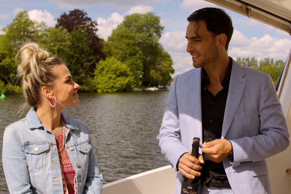 Setzt Liz mit ihrer Aktion die Freundschaft von Nihat und Julian aufs Spiel?