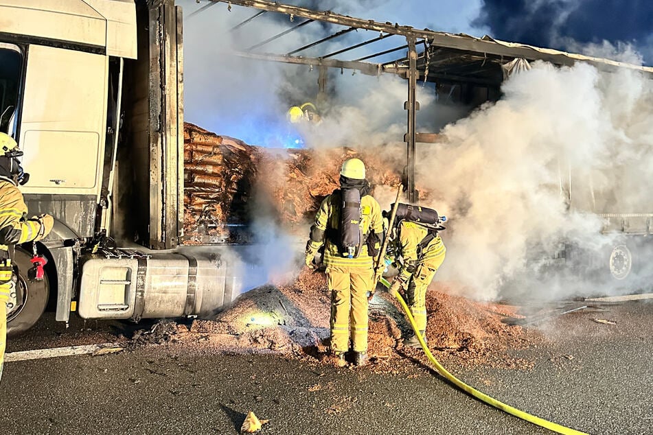 Die in Brand geratene Ladung konnten schnell gelöscht werden.
