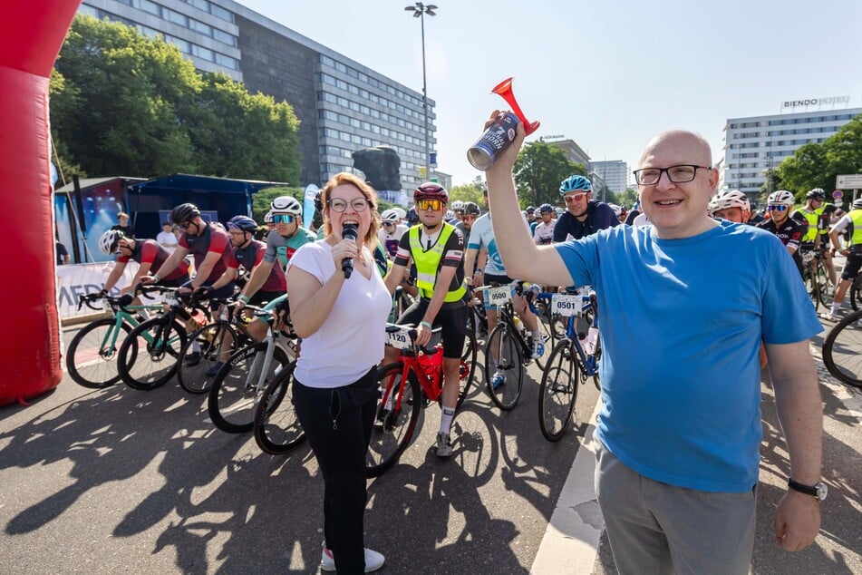 Oberbürgermeister Sven Schulze (53, SPD) gab das Startsignal.