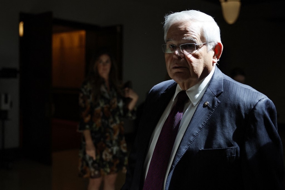 High-ranking Democratic Senator Robert Menendez indicted for corruption