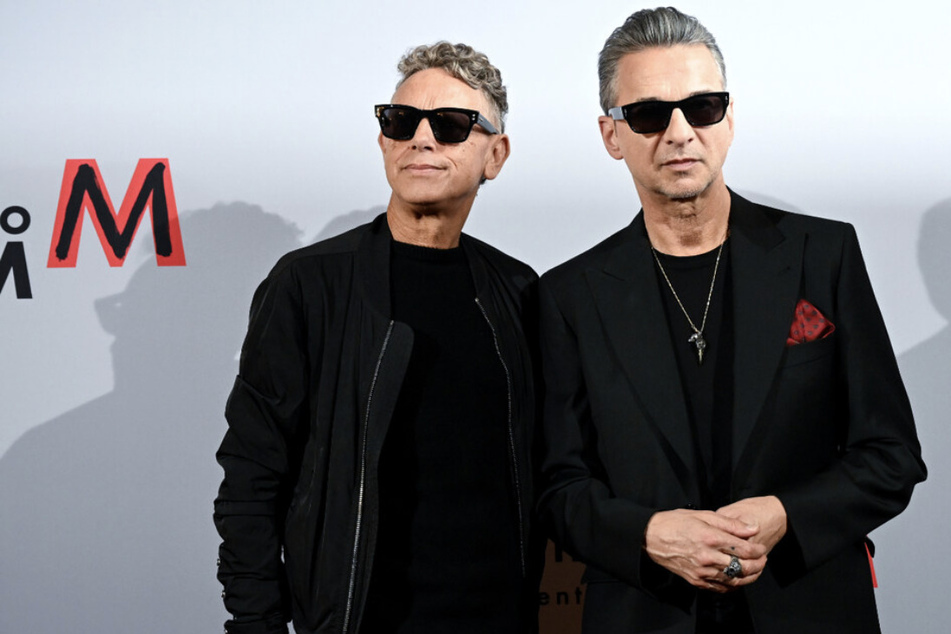 Die Musiker Martin Gore (61, l.) und Dave Gahan (60) von der britischen Band Depeche Mode haben ein neues Album rausgebracht.