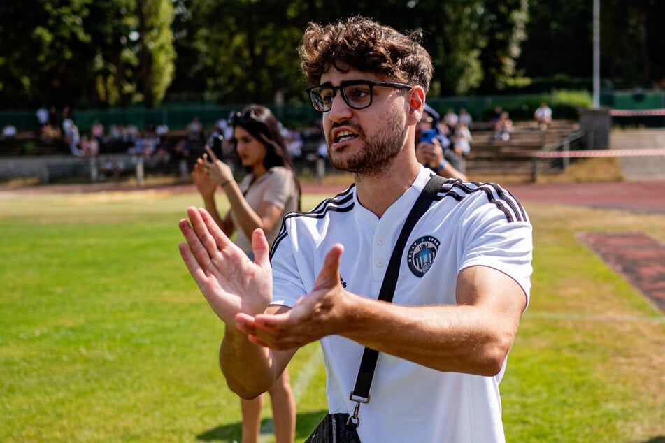 Streamer-Star Elias Nerlich (26) gründete zusammen mit Toni Kroos die Hallenfußball-Liga.