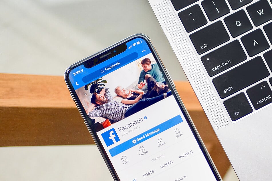 Facebook is already mired in issues with user health, but has decided to take action against a developer and potential ally who built a tool to improve how people use social media.
