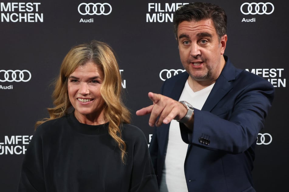 Ganz oben auf dem Comedy-Olymp: Anke Engelke (58, l.) und Bastian Pastewka (52) landen jeweils auf Platz 1.