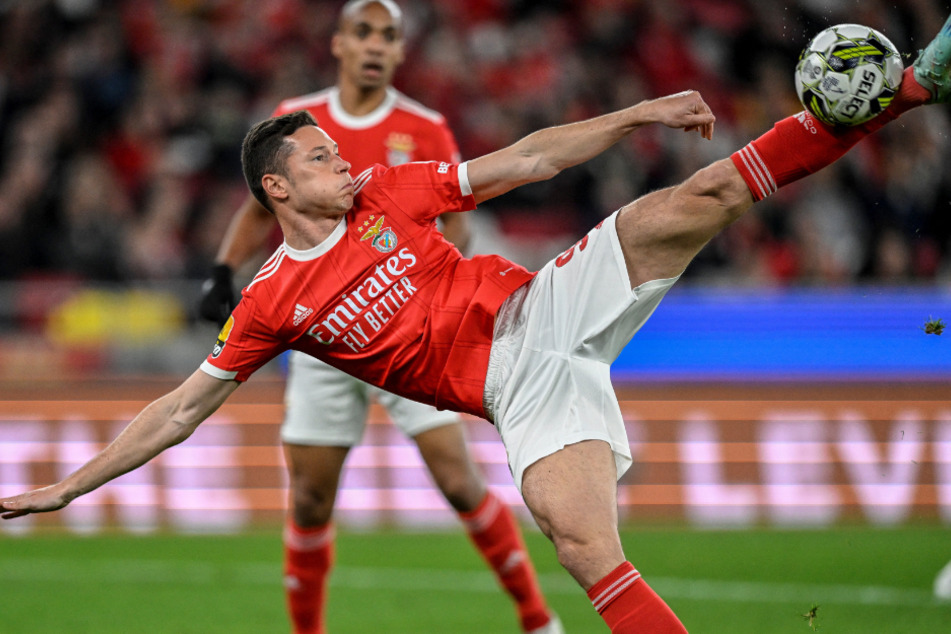 In der vergangenen Spielzeit kickte Julian Draxler (29) leihweise bei Benfica Lissabon, kam aber verletzungsbedingt nur auf 18 Einsätze.